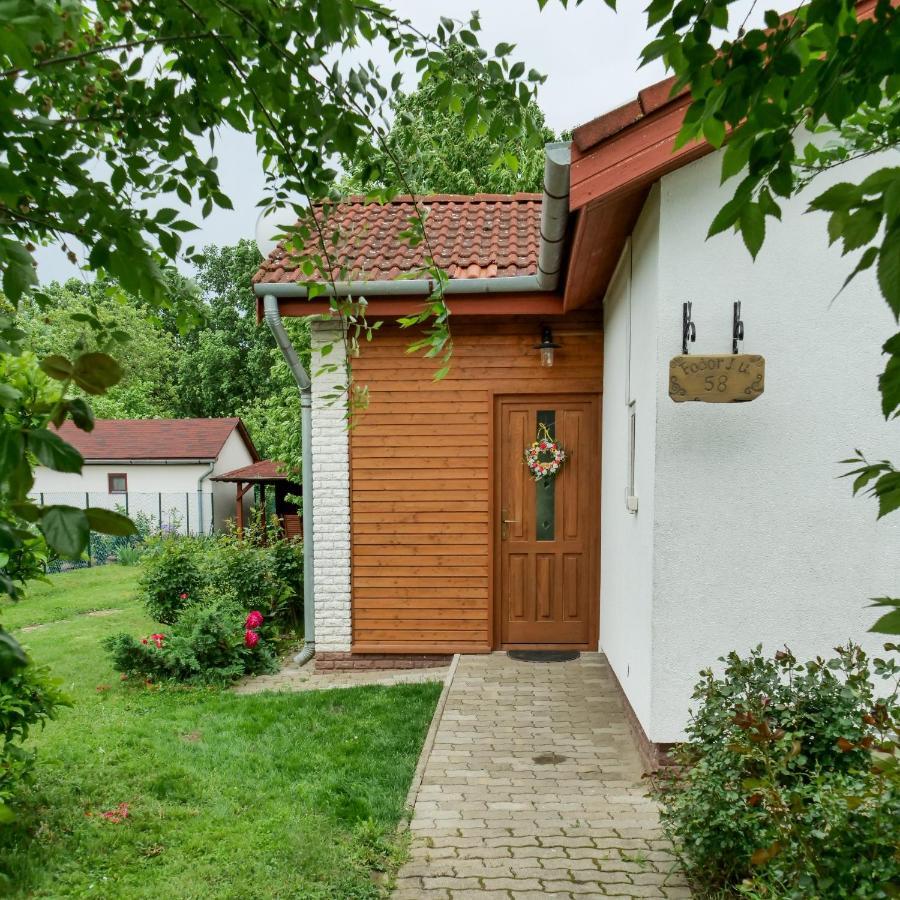 Cseresznyes Apartman Берекфірдив Екстер'єр фото