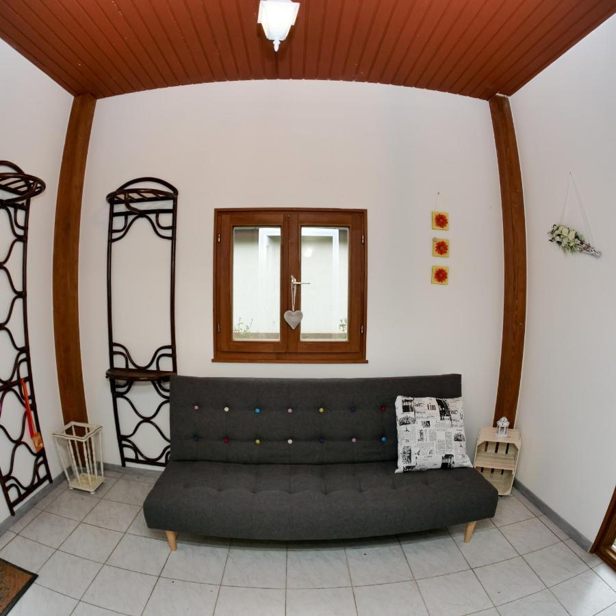 Cseresznyes Apartman Берекфірдив Екстер'єр фото